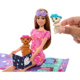 Mattel Barbie Welpen-Pyjama-Party, Puppe 